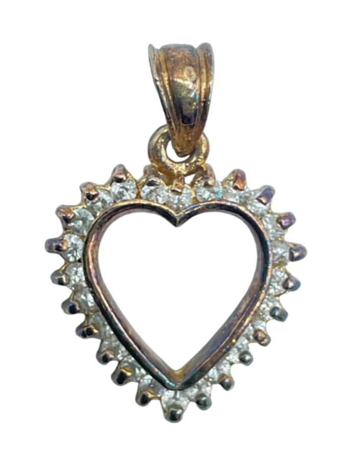 Round Diamonds Heart Pendant