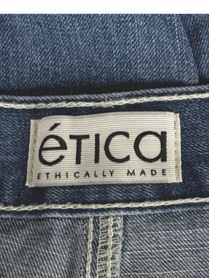 Ética