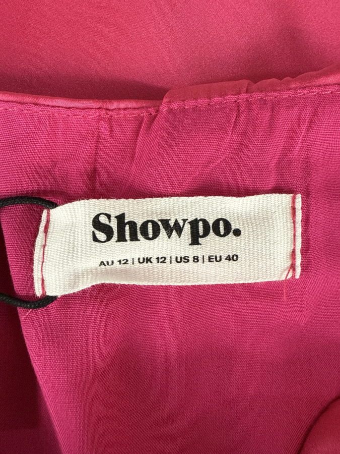Showpo.