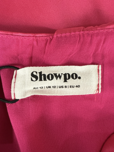 Showpo.
