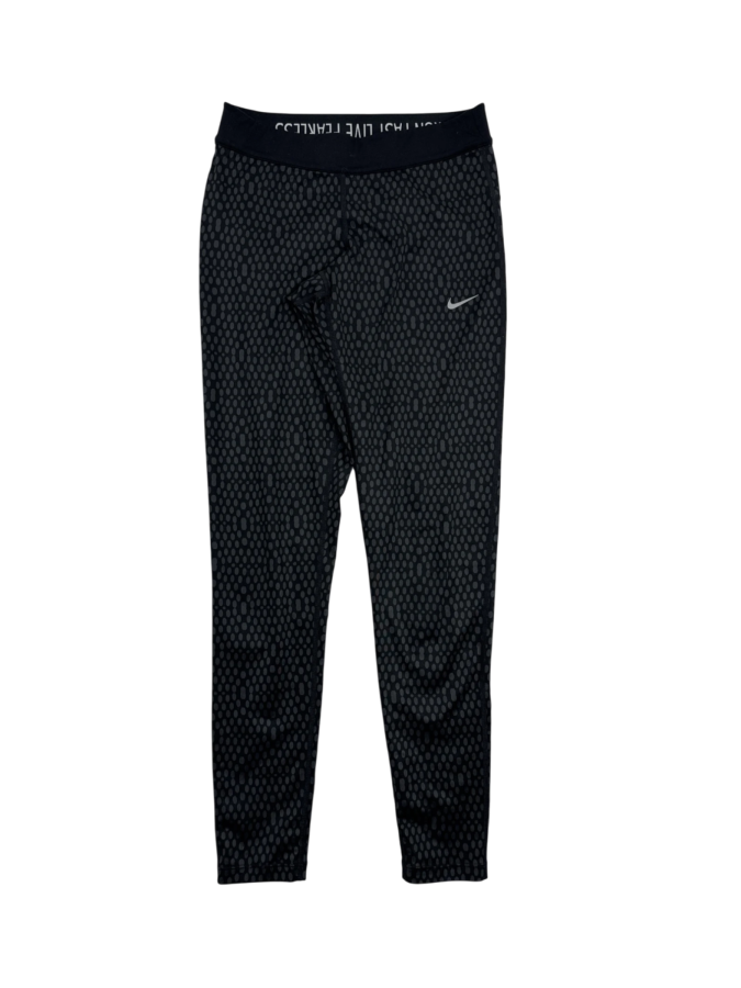 Nike y