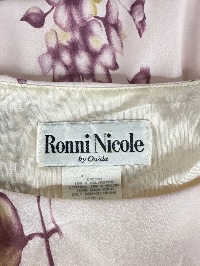 Ronnie Nicole
