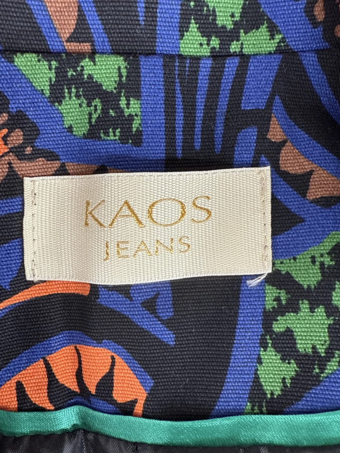 Kaos jeans