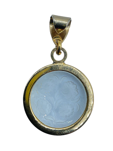 Floral Carved Mother of Pearl Pendant