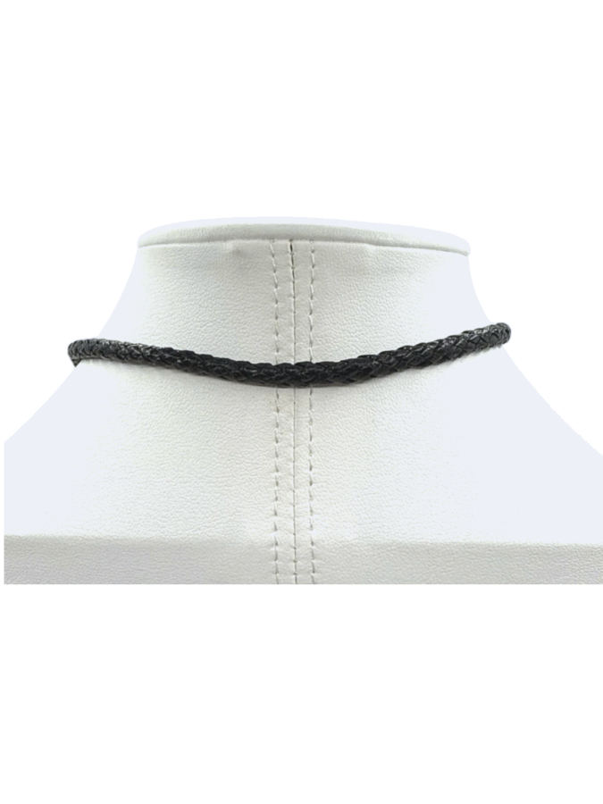 Bolo tie