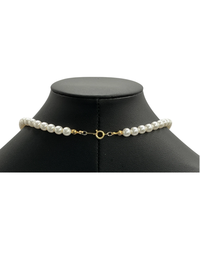 White Pearl Necklace