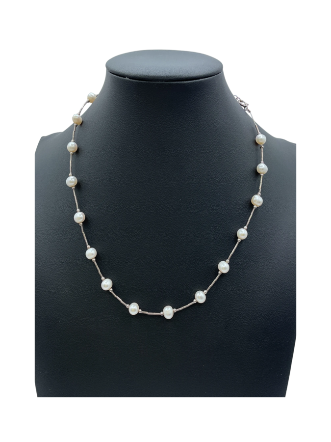 Elegant Freshwater Pearl Station Necklace