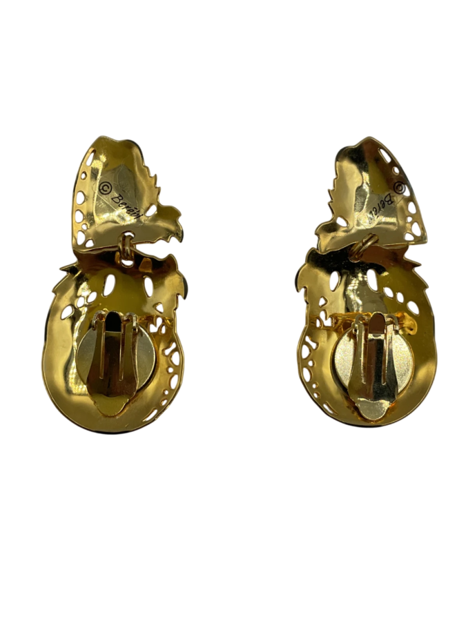 Vintage clip earrings