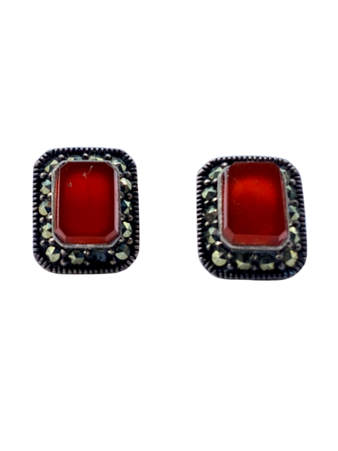 Small stud earrings.