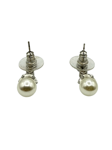 Elegant Pearl Drop Earrings with Cubic Zirconia Accents