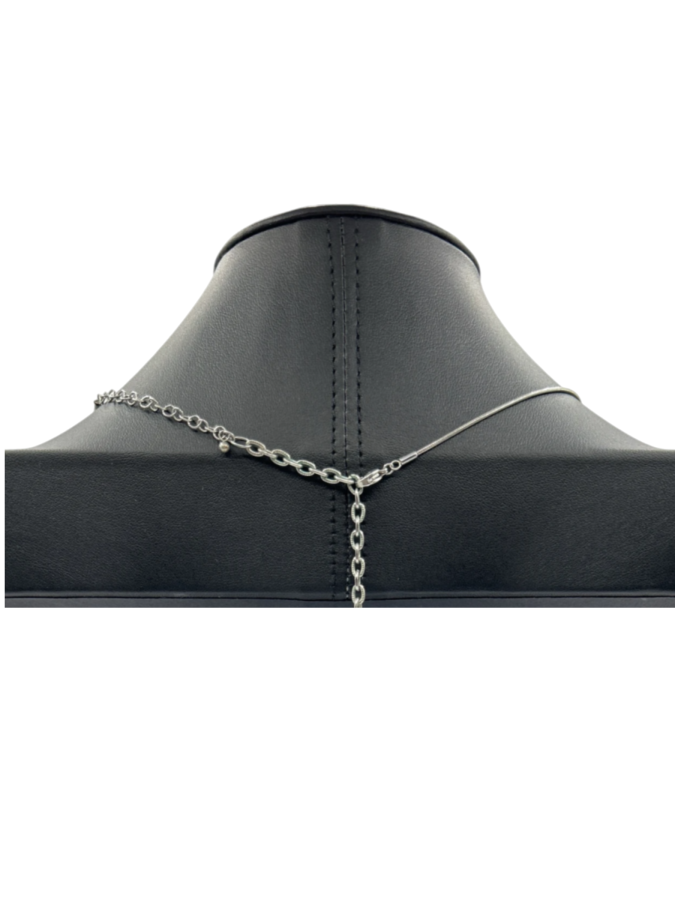 Elegant Silver Necklace with Diamond MOM Pendant