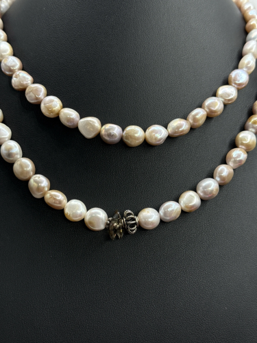 Baroque pearl bead necklace
