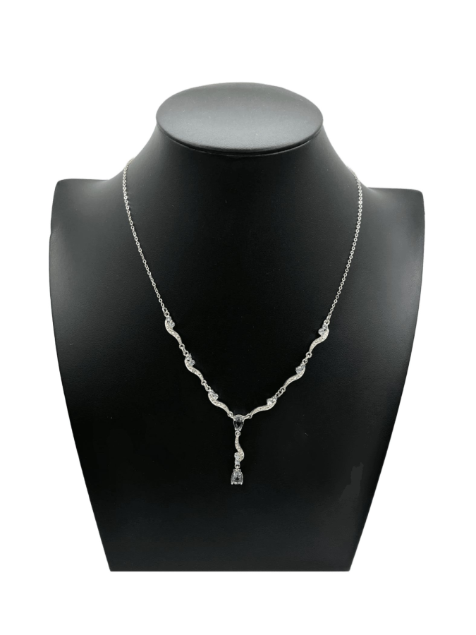 Elegant 925 Sterling Silver Necklace with Blue Topaz