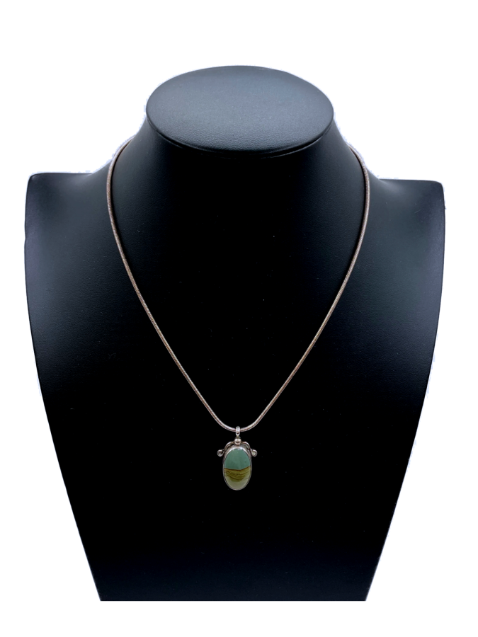 Oval asymmetrical pendant