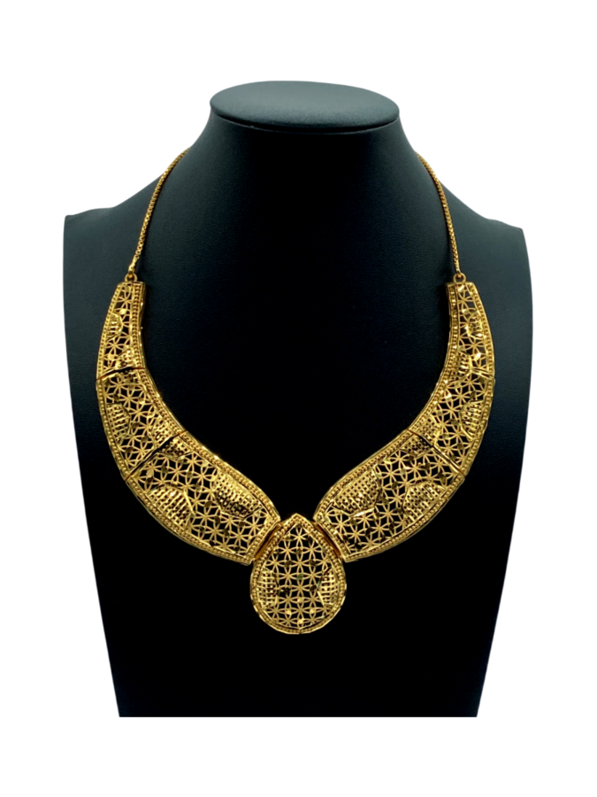 Vintage gold necklace
