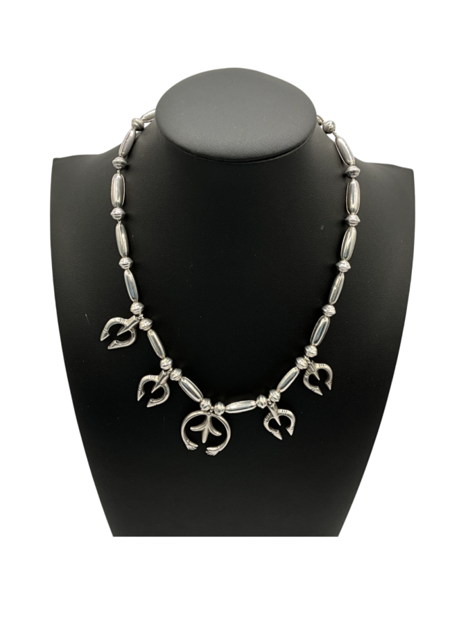 Handmade silver collar