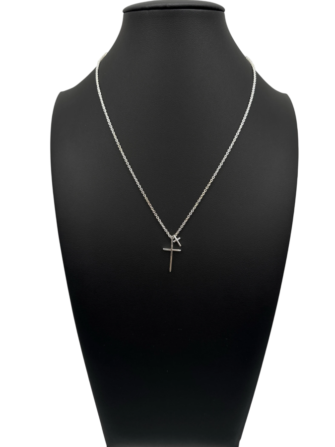 Silver collar