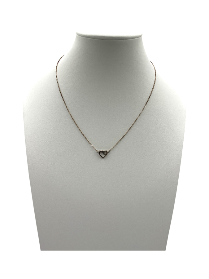 Heart pendant necklace