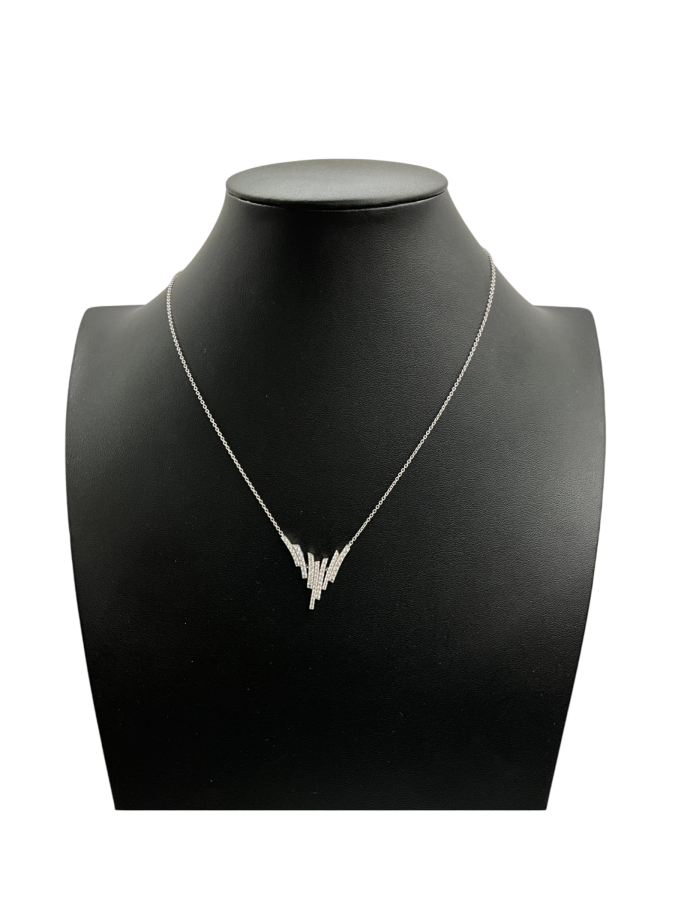 V-shaped Chain Pendant