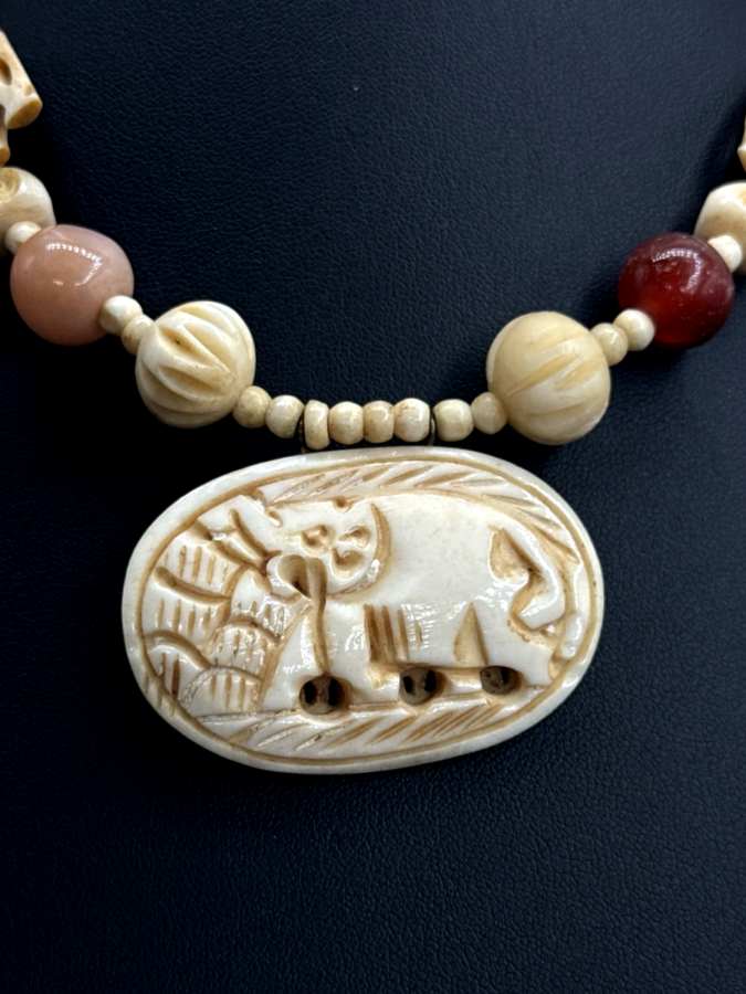 Elephant Pendant Collar Necklace