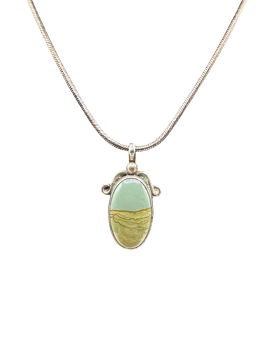 Oval asymmetrical pendant