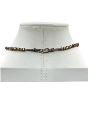 American silver collar