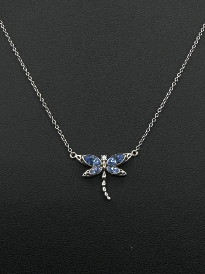 Chain butterfly pendant