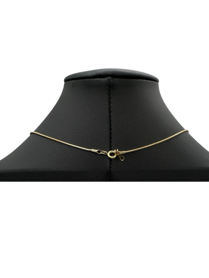 Gold chain necklace