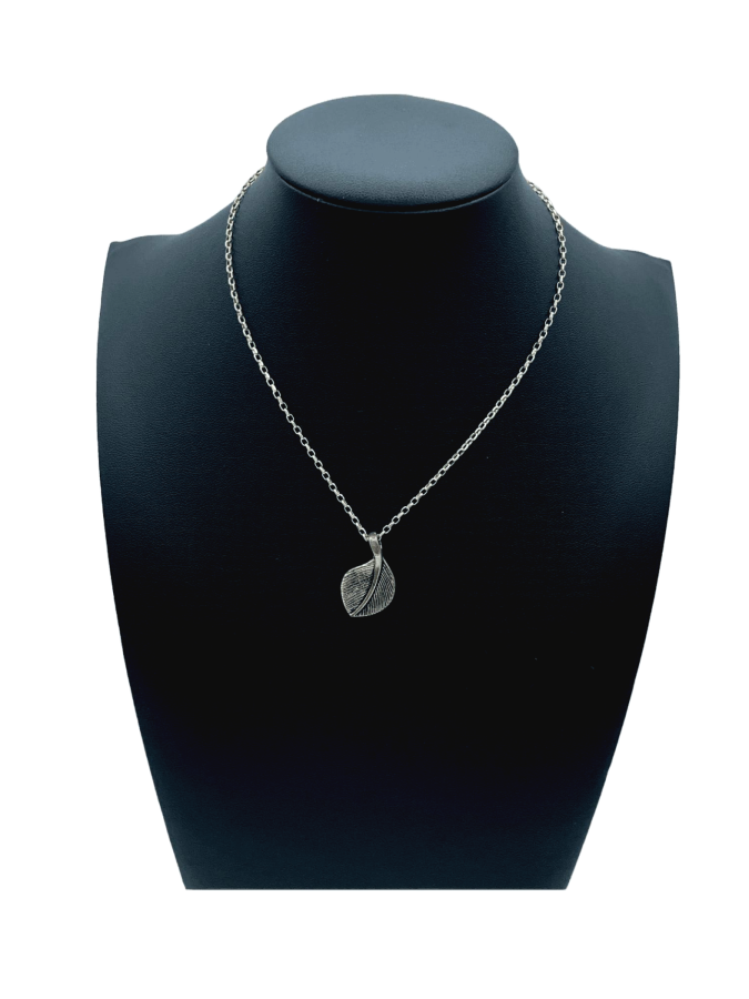 Sterling Silver Leaf Pendant Necklace