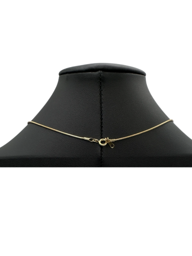 Gold chain necklace