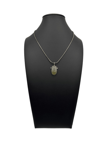 Oval asymmetrical pendant