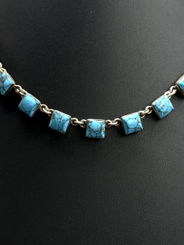 Casa Blanca collar