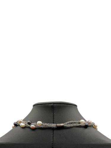 Pink pearl necklace