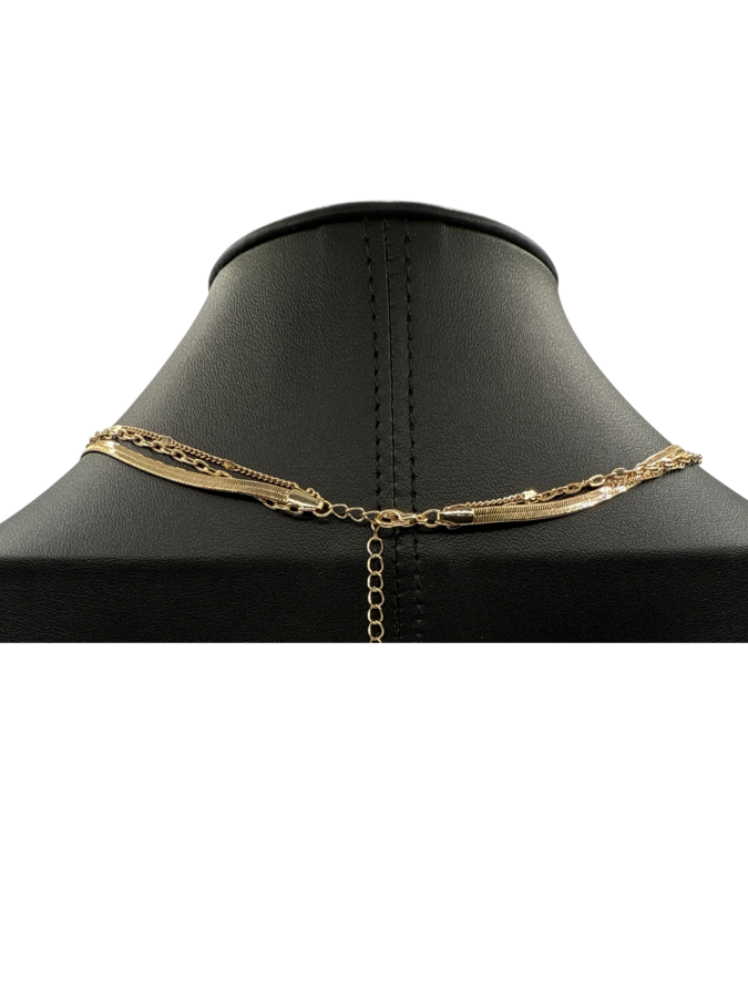 Triple chain collar