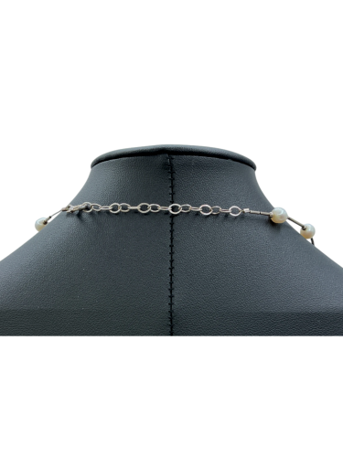 Elegant Freshwater Pearl Station Necklace