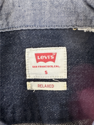 Levi's