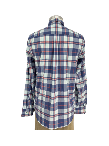 Vineyard Vines Performance