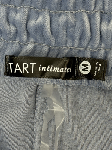 Tart intimates