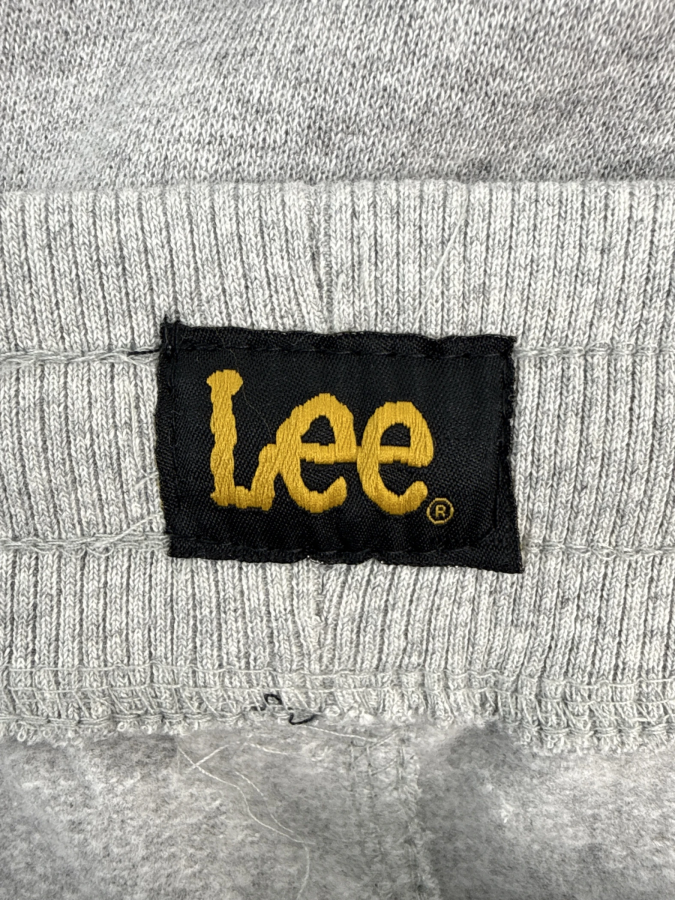 Lee