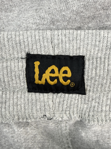 Lee