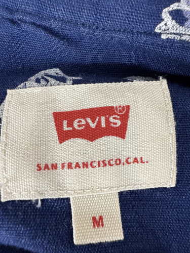 Levi's