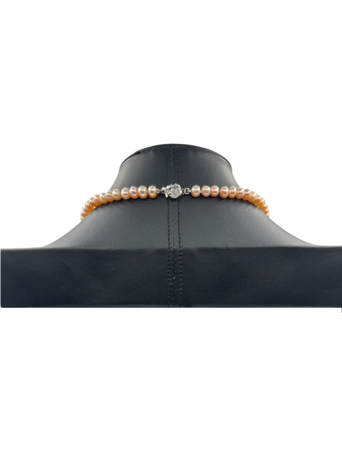 Peach pearl necklace