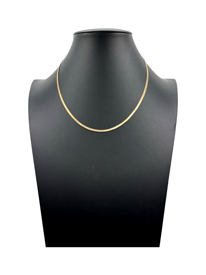 Elegant gold chain necklace