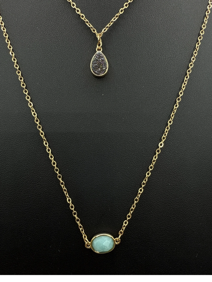 Elegant Necklace with Teardrops pendants