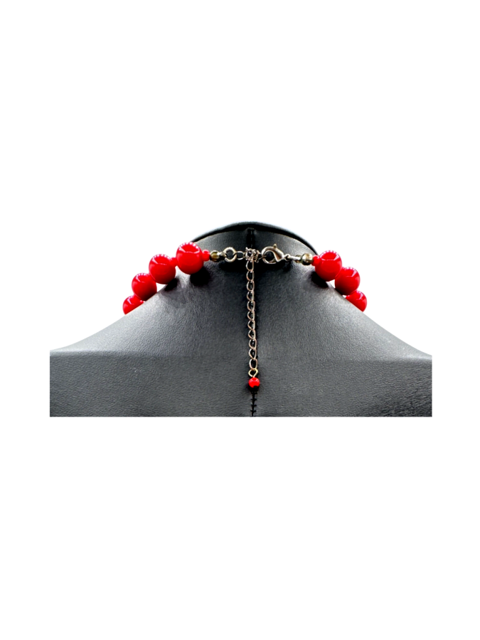 Vibrant red beads necklace