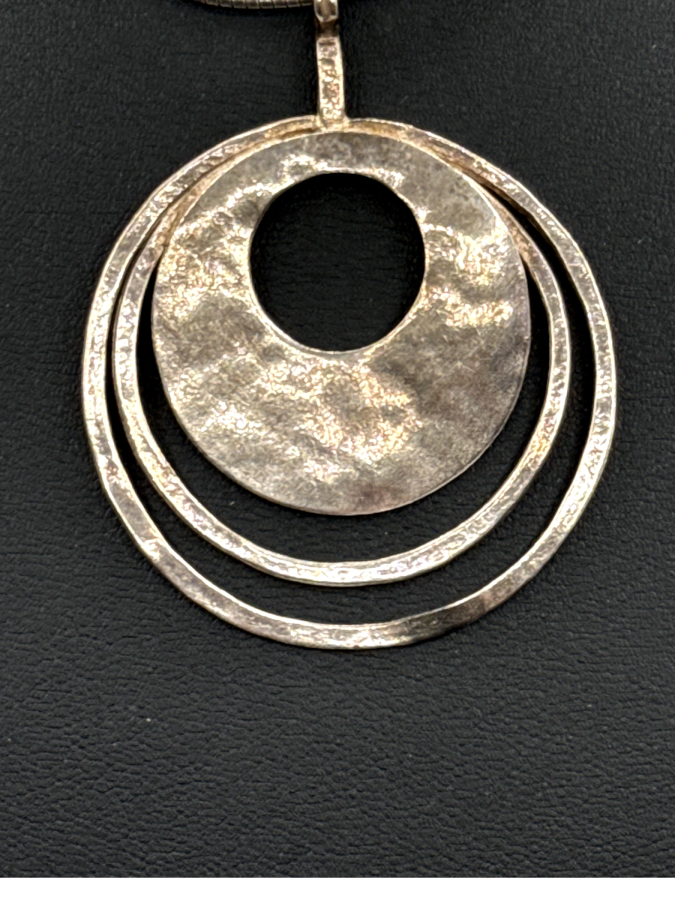 Vintage silver pendant necklace