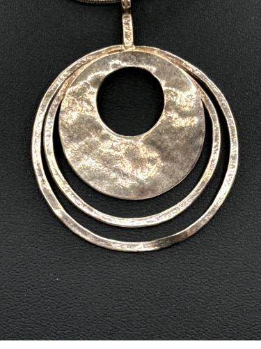 Vintage silver pendant necklace