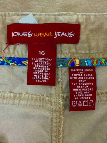 Jones Wear Jeans