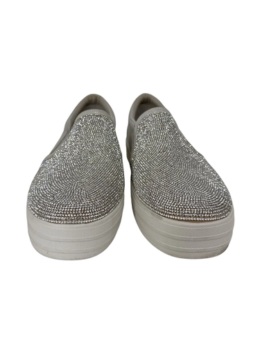 Skechers