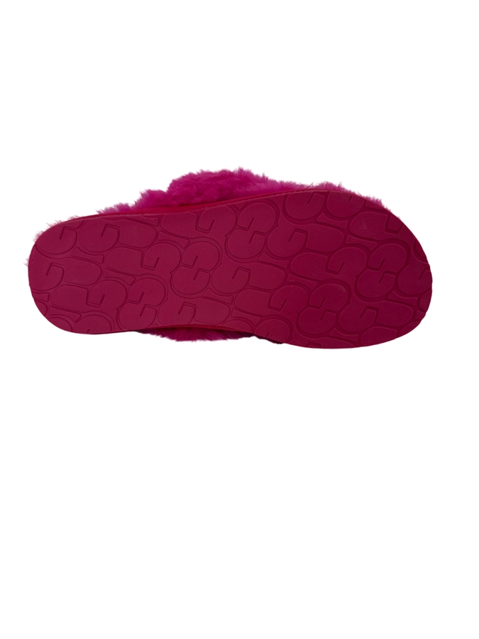 UGG
